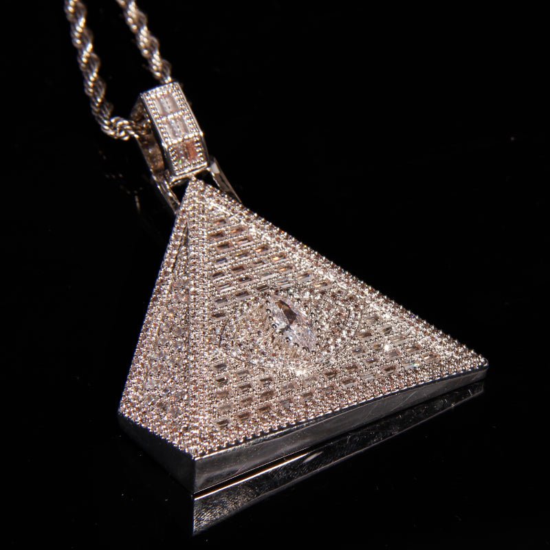 18k Gold Egyptian Eye Pendant ZUU KING