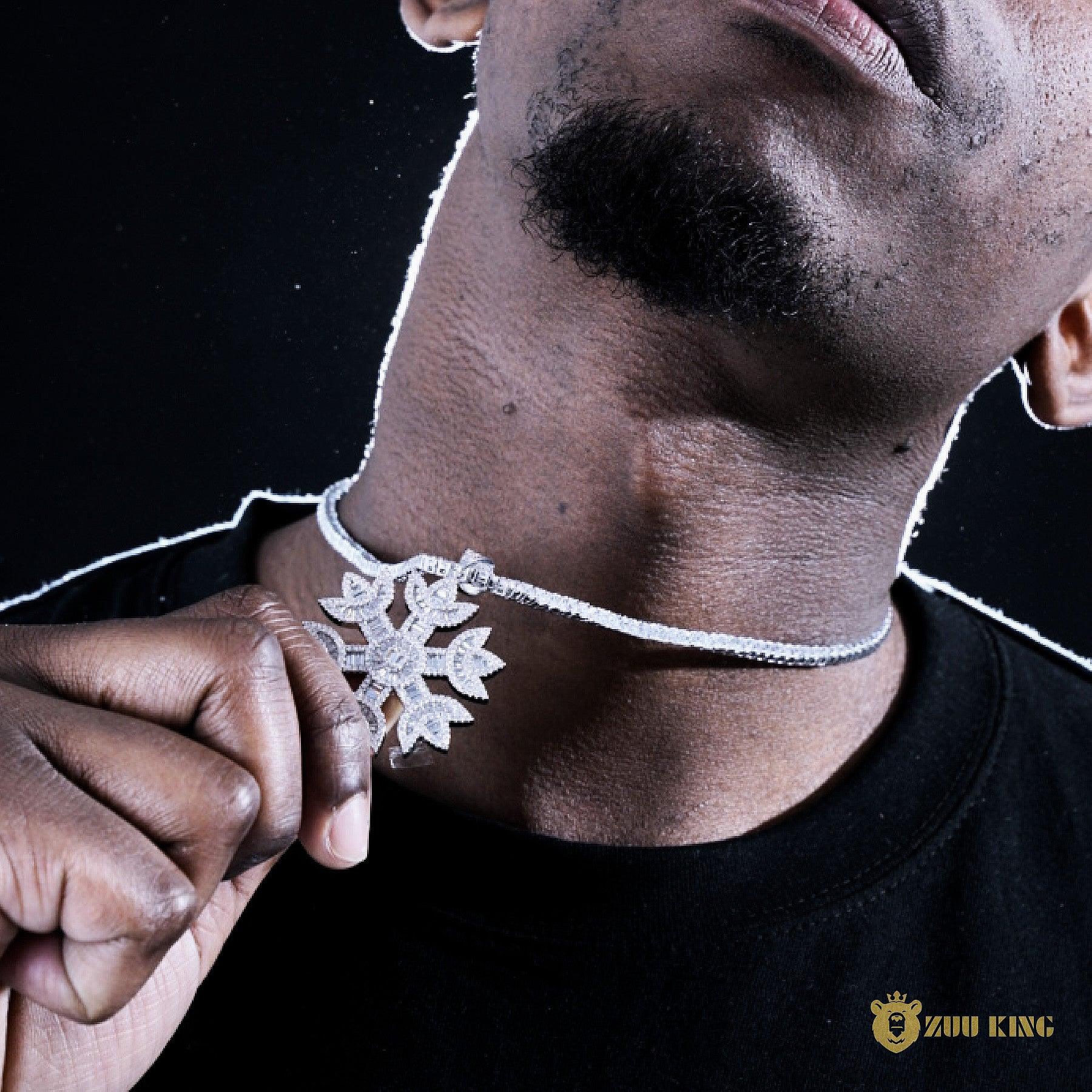 18k Gold Iced Snowflake Pendant ZUU KING