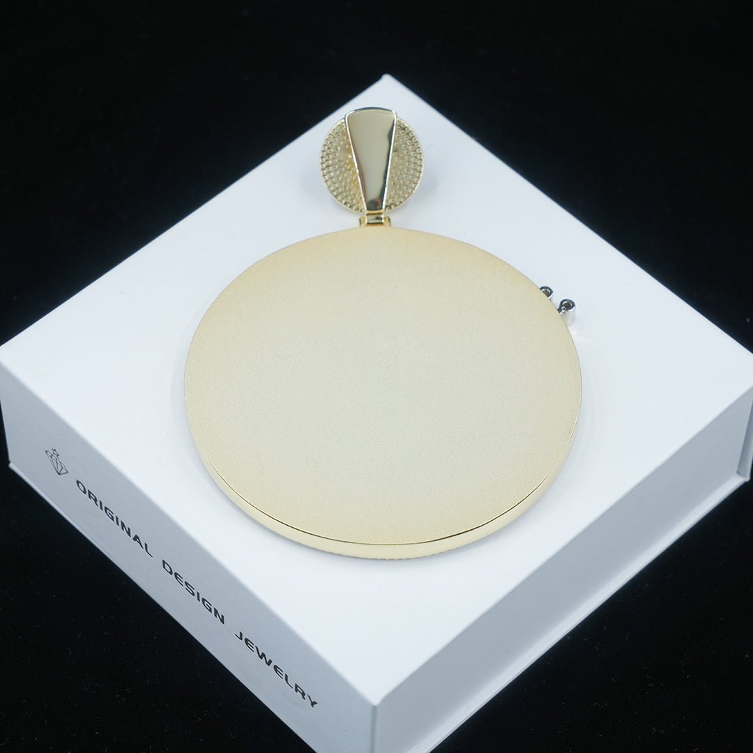 Custom Letter 3d Big Crown Disc Pendant ZUUKING