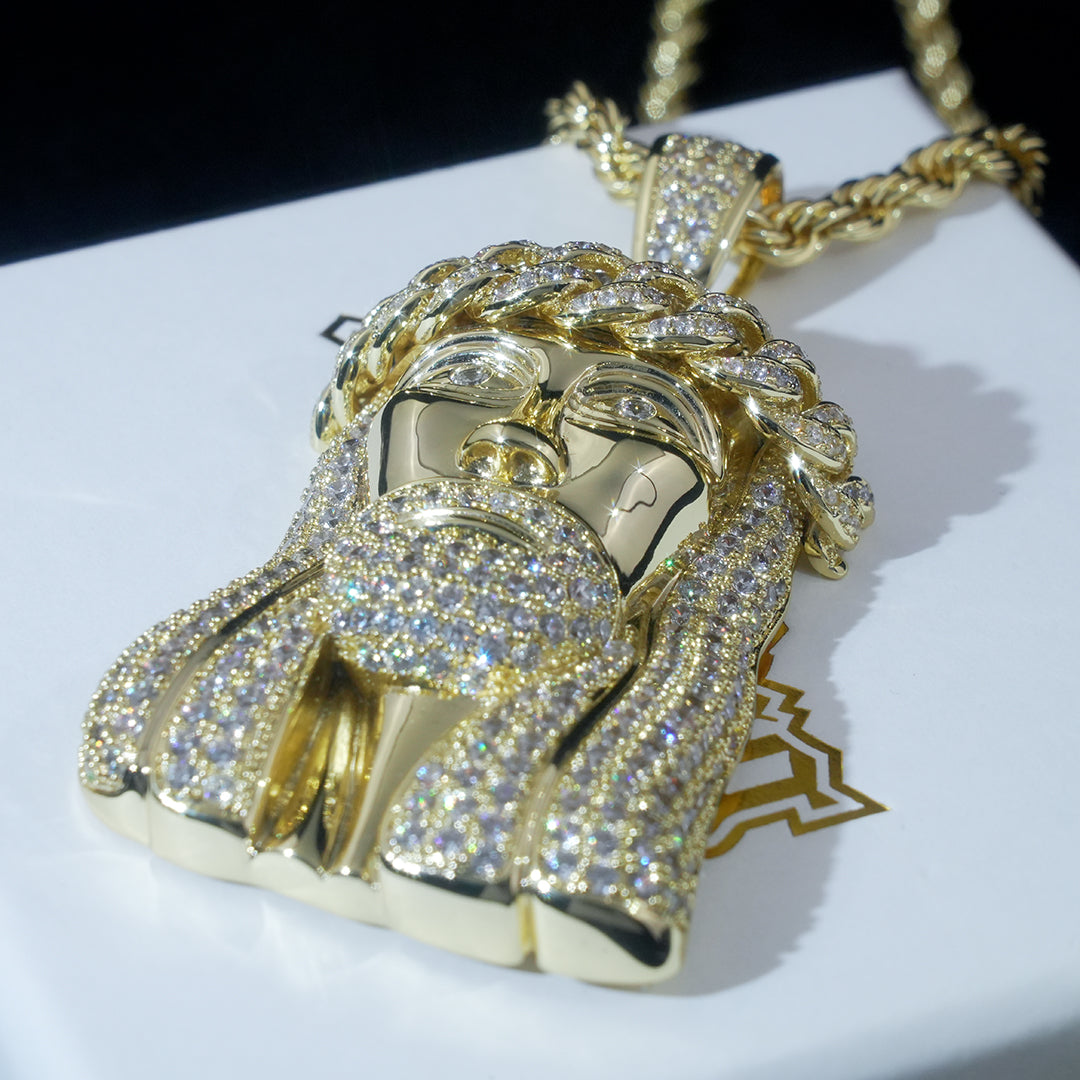 Iced Large Jesus Pendant ZUU KING