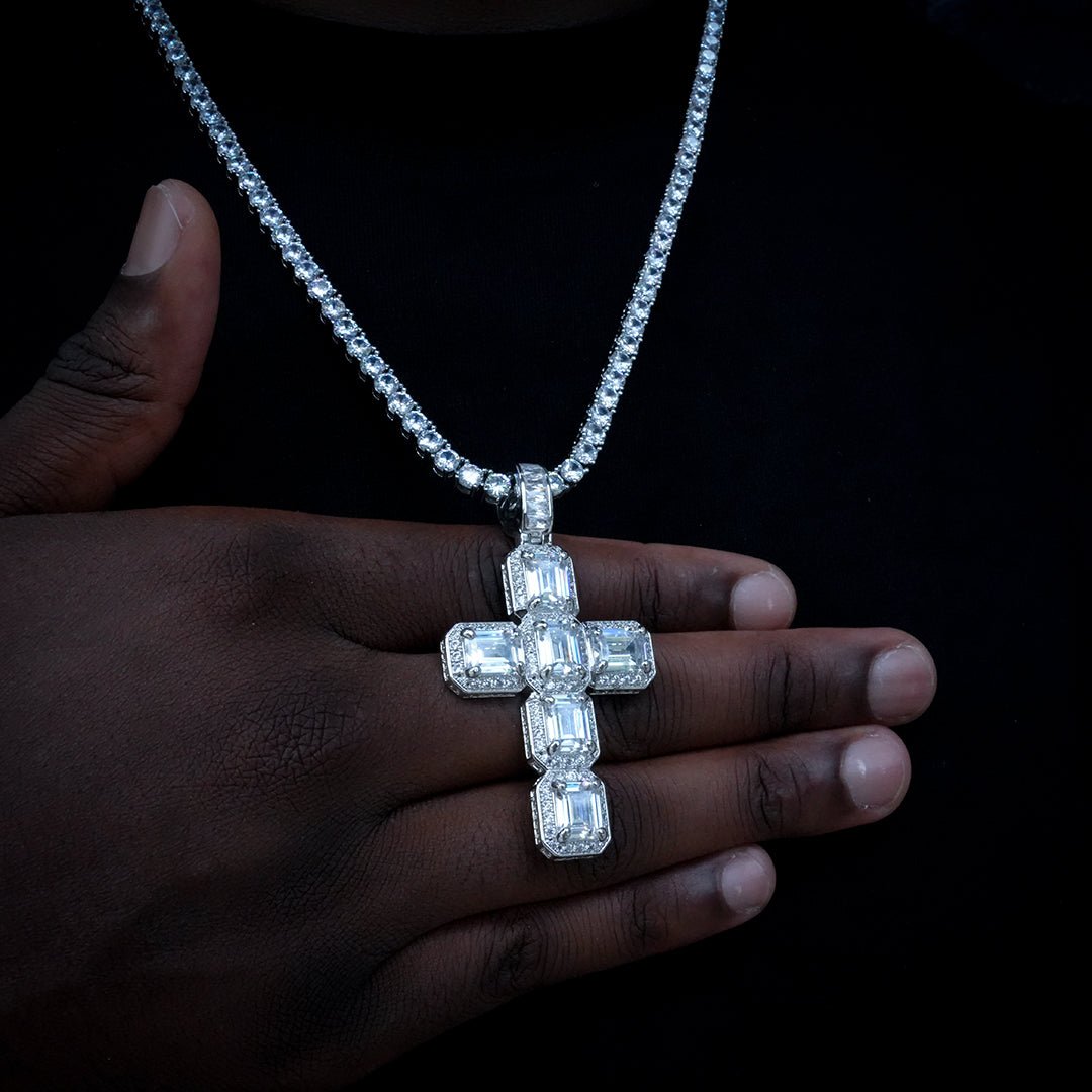 Iced Aaa Cz Rock Sugar Cross Pendant ZUU KING