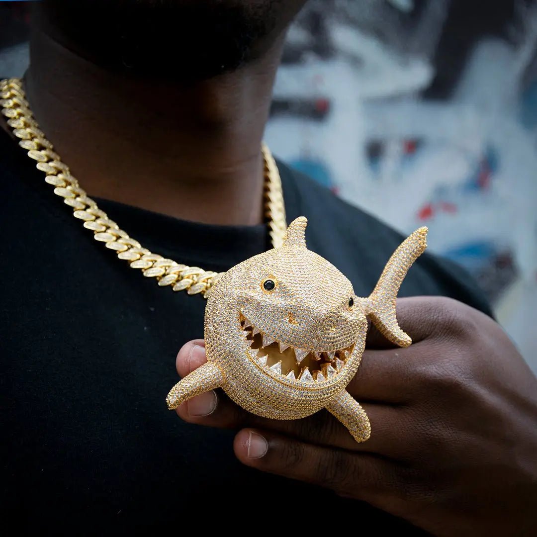 Iced Big Shark Pendant ZUU KING