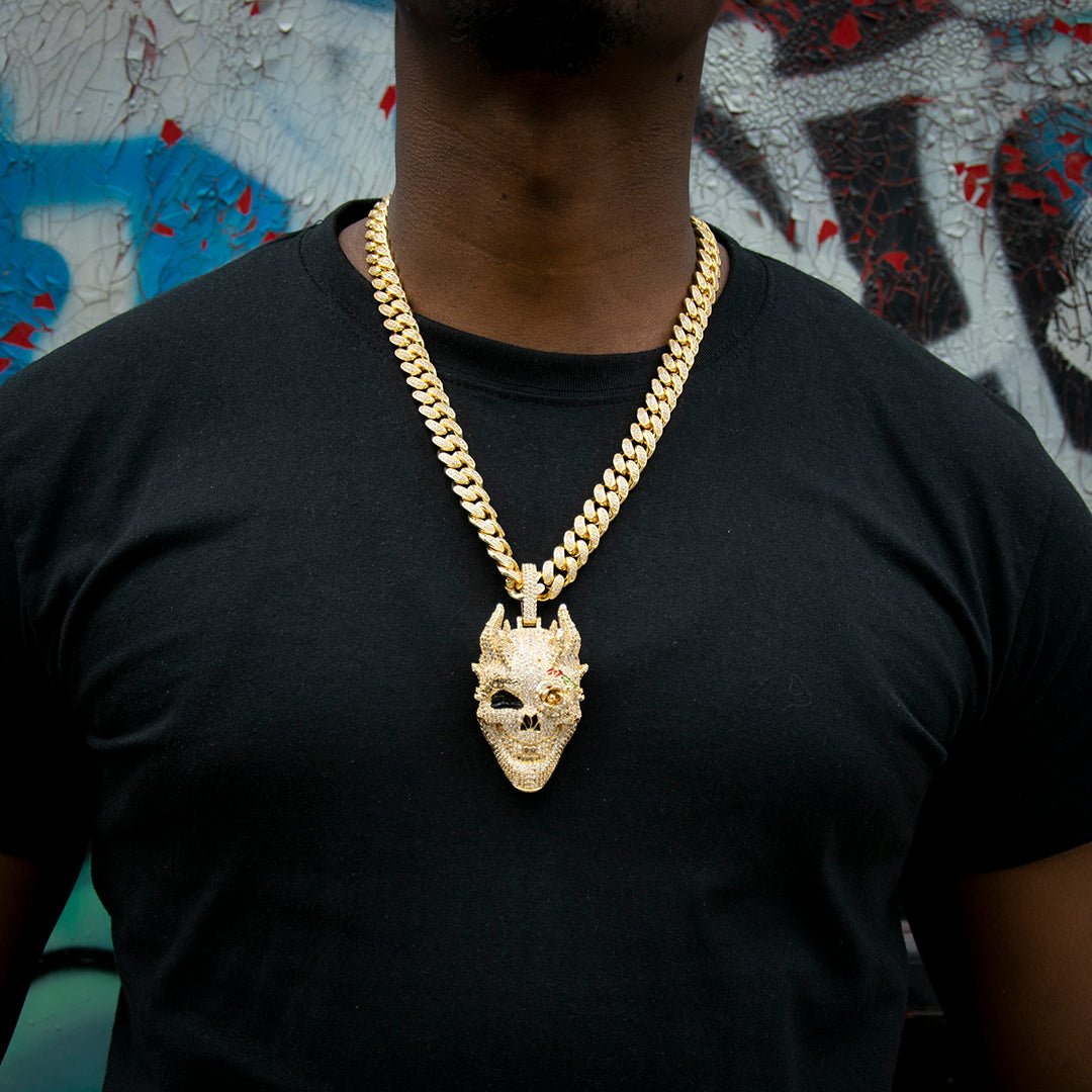 Iced Large Skull Pendant ZUU KING