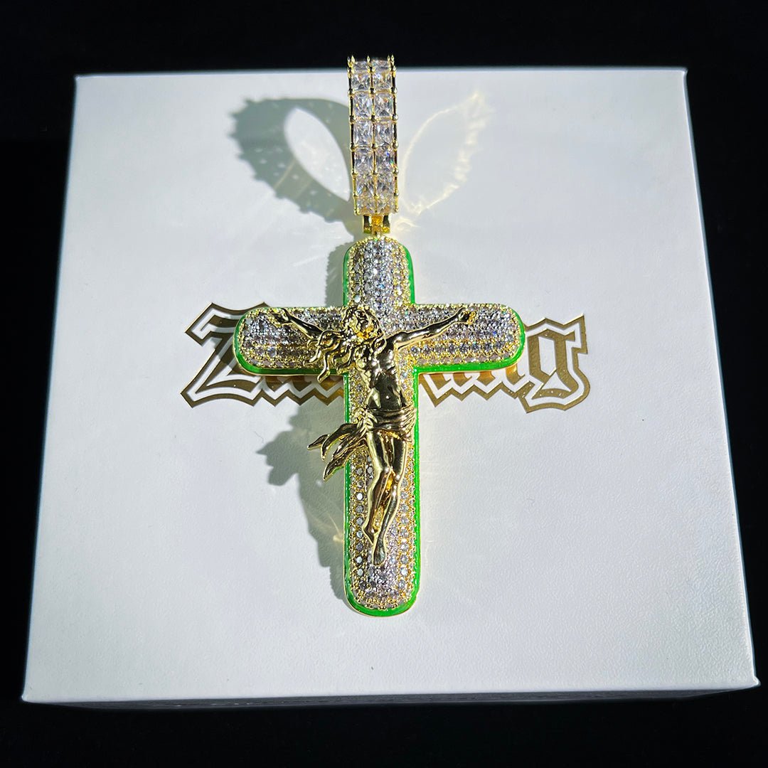 Iced Luminous Cross Jesus Pendant ZUU KING